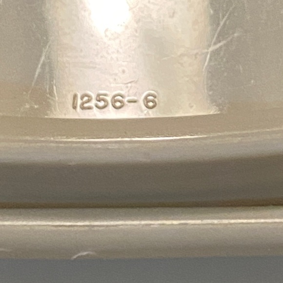 Tupperware Cake Taker with Handle 3pieces Almond Vintage - Picture 5 of 10